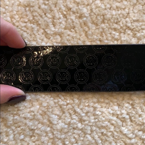 Reversible Michael Kors belt - Picture 4 of 8